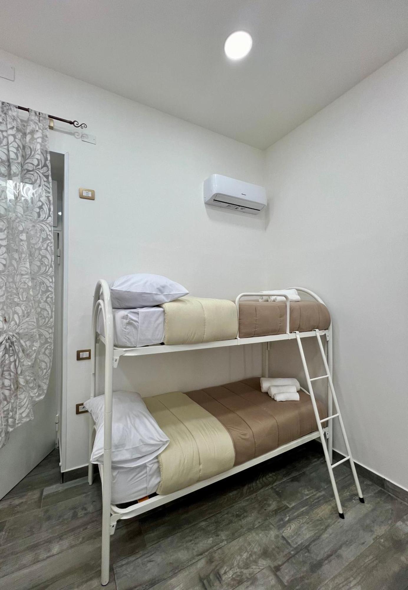 Luxury Home Catacombe Napoli ภายนอก รูปภาพ